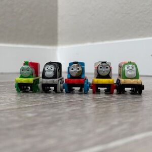 Lot of Thomas Minis